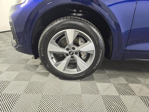 2025 Audi Q5 40 Premium