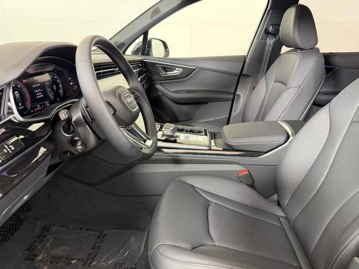 2026 Audi Q7 55 Premium Plus