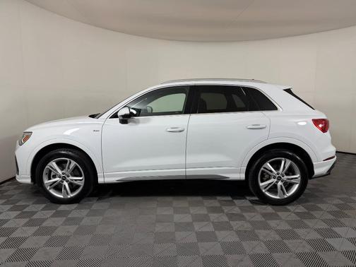 Glacier White Metallic 2024 Audi Q3 45 S line Premium Plus