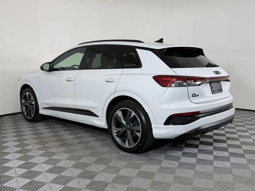 2024 Audi Q4 e-tron Prestige 55 quattro