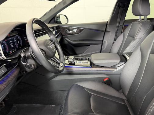 2020 Audi Q8 55 Premium Plus