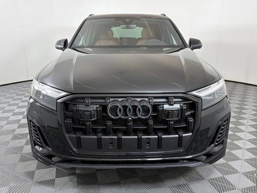2026 Audi Q7 55 Premium Plus