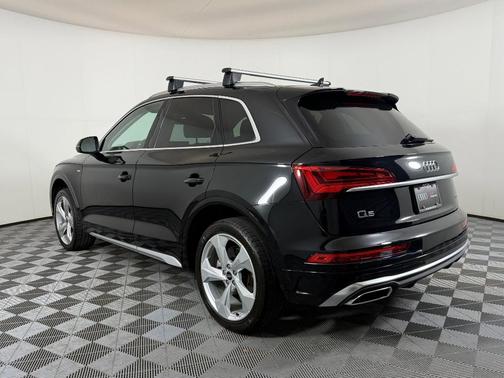 2022 Audi Q5 45 S line Premium Plus