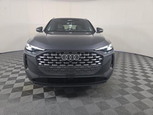 2025 Audi Q5 Premium