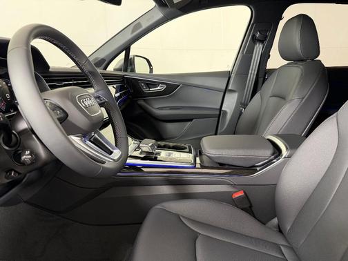 2026 Audi Q7 55 Premium Plus