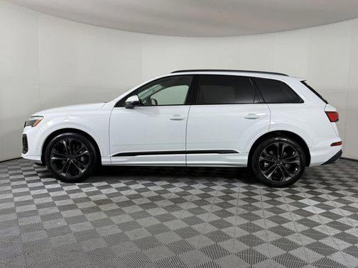 2026 Audi Q7 55 Premium Plus