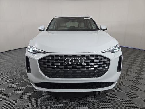 2025 Audi Q5 Premium