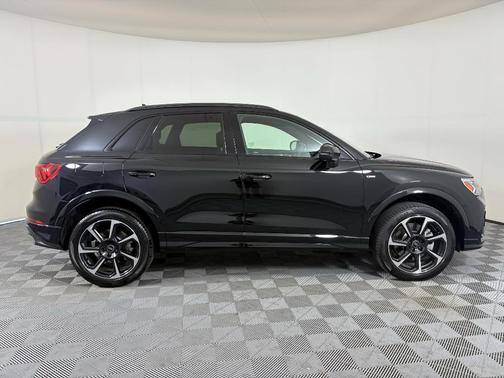 2025 Audi Q3 45 S line Premium Plus