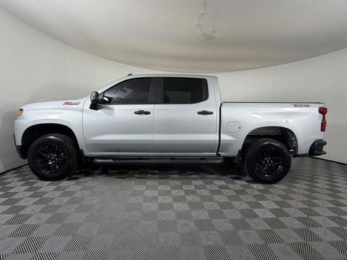 Silver Ice Metallic 2020 Chevrolet Silverado 1500 Custom Trail Boss