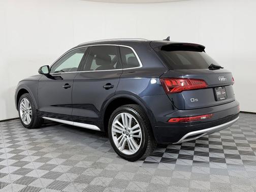 2018 Audi Q5 2.0T Premium Plus