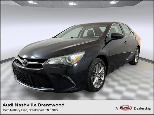 2017 Toyota Camry SE