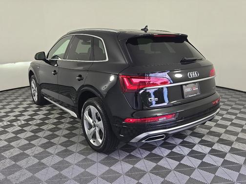 2025 Audi Q5 45 S line Premium Plus