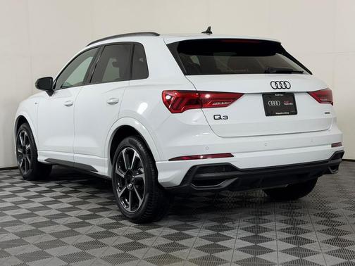 Glacier White Metallic 2025 Audi Q3 45 S line Premium Plus