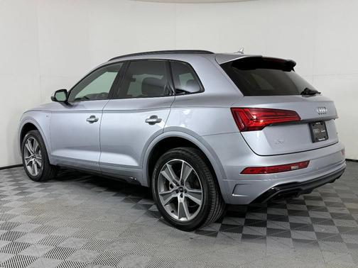 2025 Audi Q5 45 S line Premium