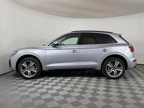 2025 Audi Q5 45 S line Premium