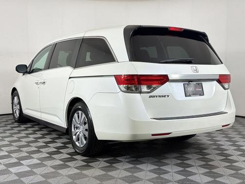 White Diamond Pearl 2016 Honda Odyssey EX-L