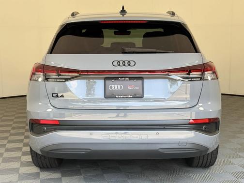 2025 Audi Q4 e-tron Premium 45 RWD