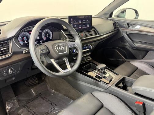 2023 Audi Q5 45 S line Premium Plus