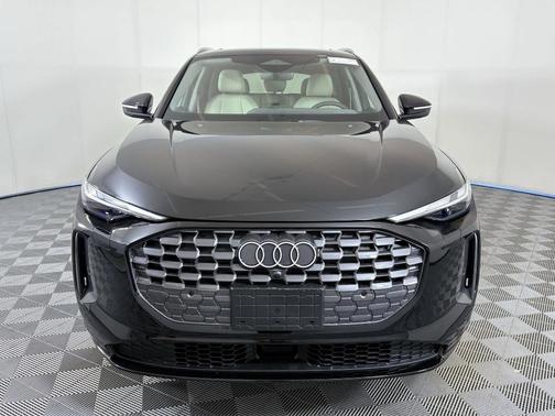 2025 Audi Q5 Premium TFSI quattro S tronic