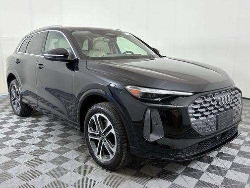 2025 Audi Q5 Premium TFSI quattro S tronic