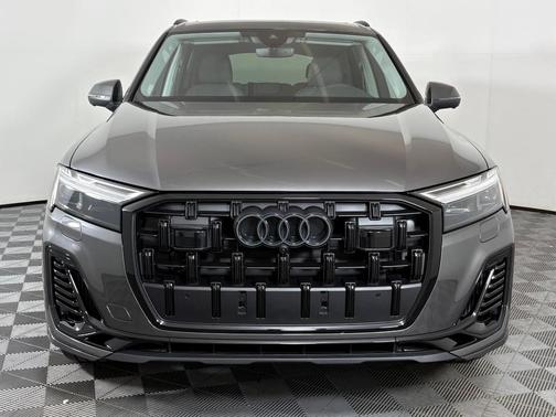 2026 Audi Q7 55 Premium Plus