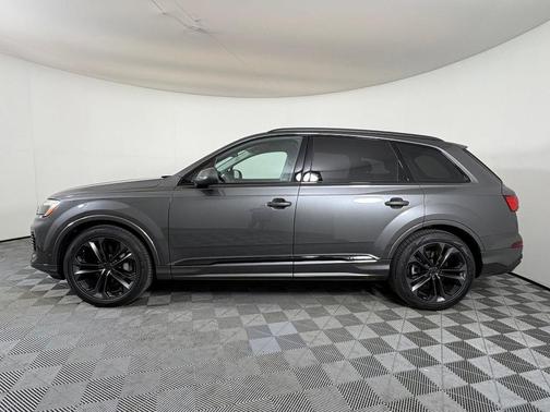 2026 Audi Q7 55 Premium Plus