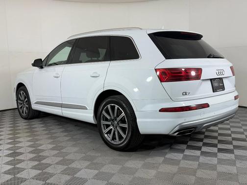 2017 Audi Q7 3.0T Premium