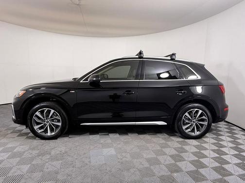 2023 Audi Q5 45 S line Premium