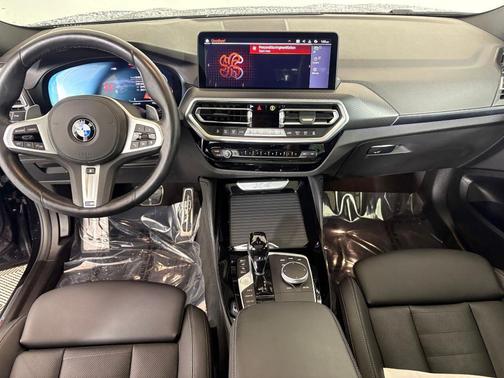 2022 BMW X4 xDrive30i