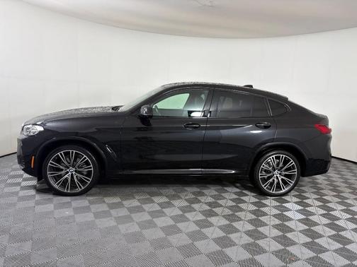 2022 BMW X4 xDrive30i