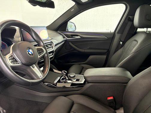 2022 BMW X4 xDrive30i
