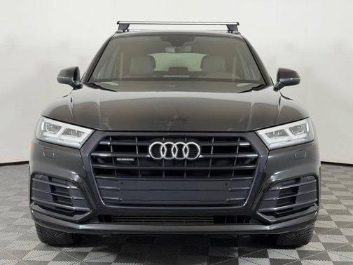 Mythos Black Metallic 2020 Audi Q5 45 Titanium Premium