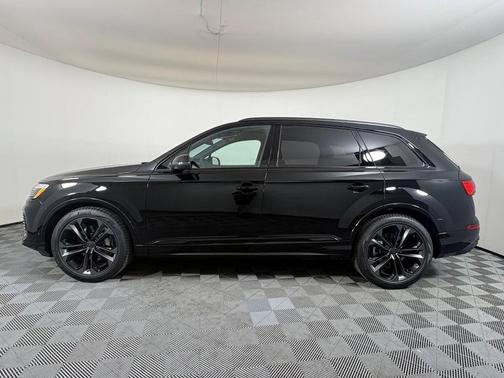 2026 Audi Q7 55 Premium Plus