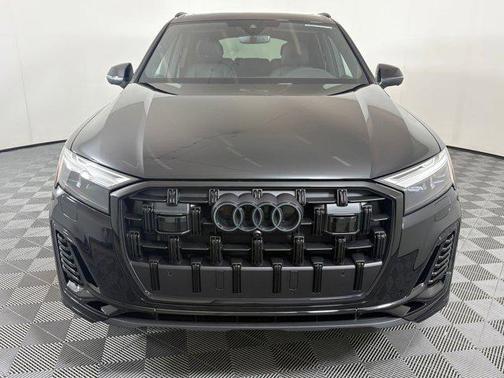 2026 Audi Q7 55 Premium Plus