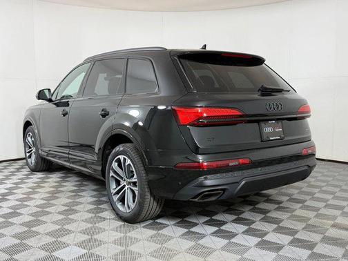 2026 Audi Q7 45 Premium Plus