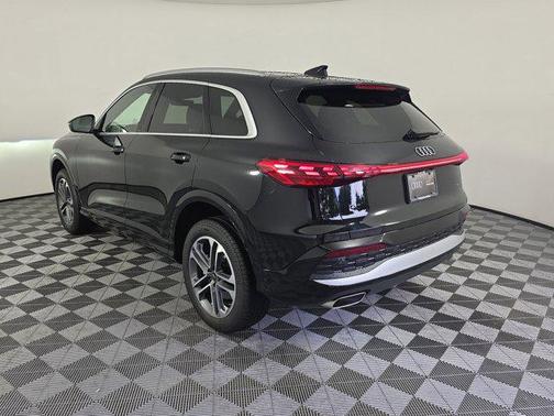 2025 Audi Q5 Premium Plus TFSI quattro S tronic