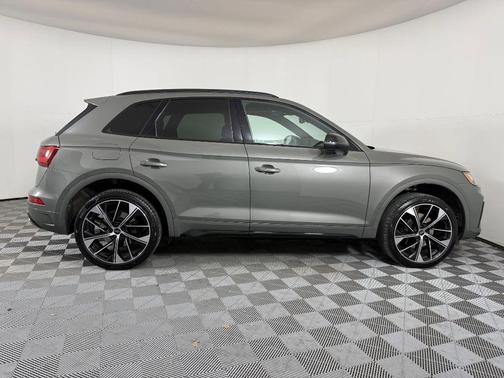 2024 Audi SQ5 3.0T Premium Plus