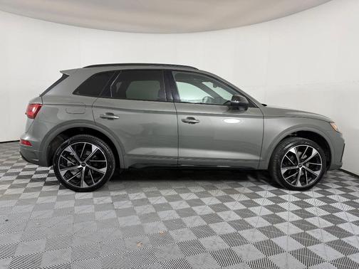2024 Audi SQ5 3.0T Premium Plus