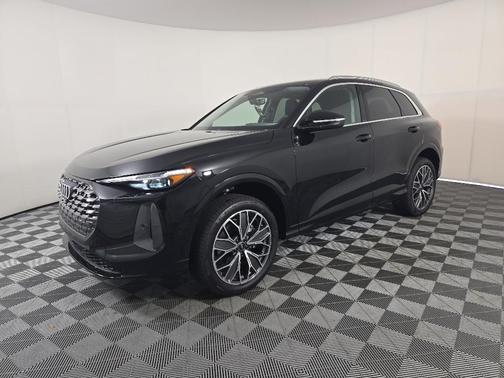 2025 Audi Q5 Premium Plus