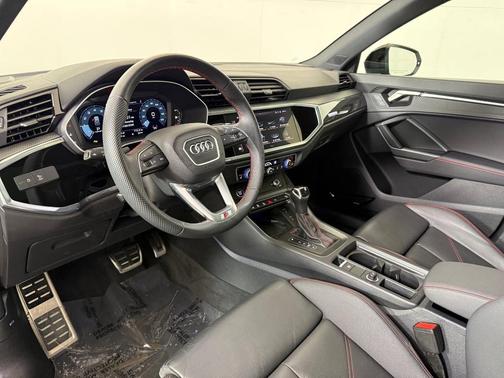 2025 Audi Q3 45 S line Premium Plus