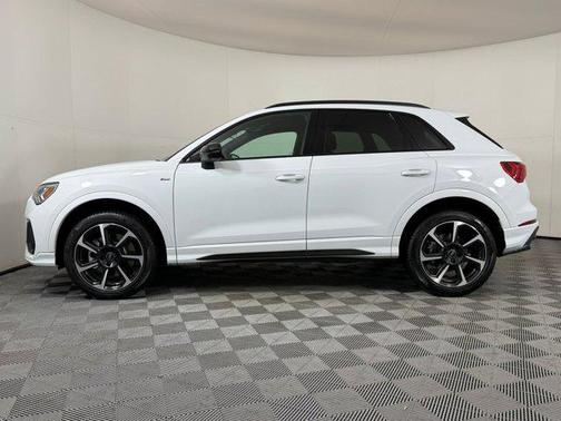 2025 Audi Q3 45 S line Premium Plus