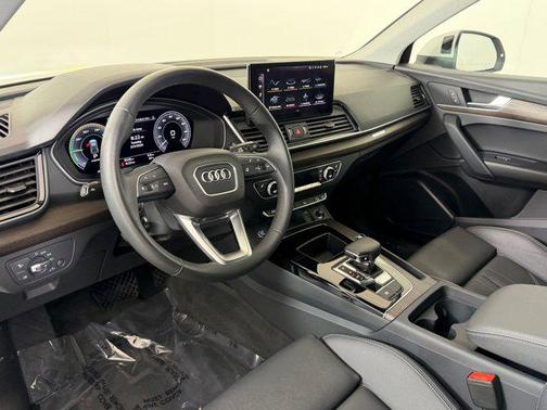 2024 Audi Q5 55 S line Premium