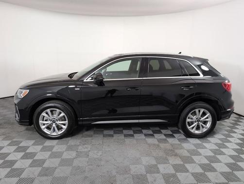 2025 Audi Q3 Premium 45 TFSI S line quattro Tiptronic