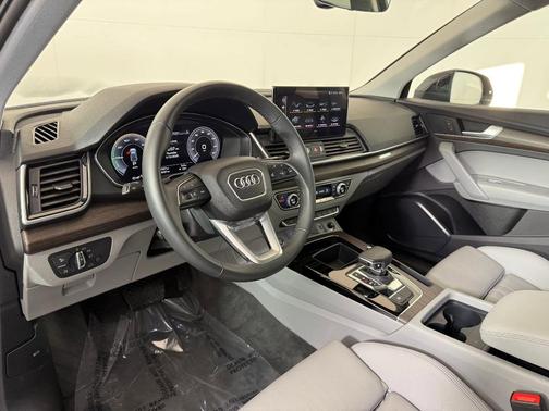 2024 Audi Q5 55 S line Premium