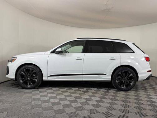2026 Audi Q7 55 Premium Plus
