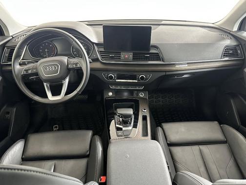 2024 Audi Q5 45 S line Premium