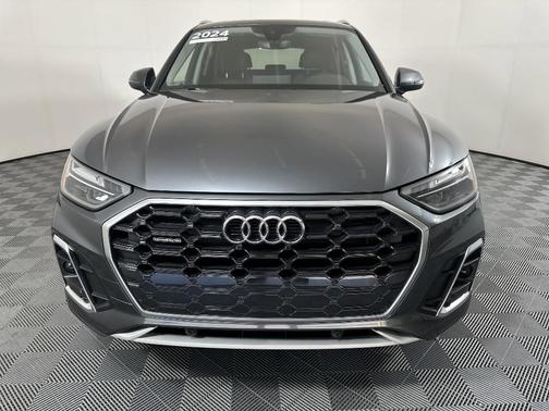 2024 Audi Q5 45 S line Premium
