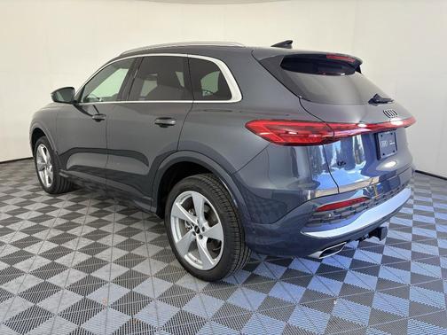 2025 Audi Q5 Premium Plus TFSI quattro S tronic