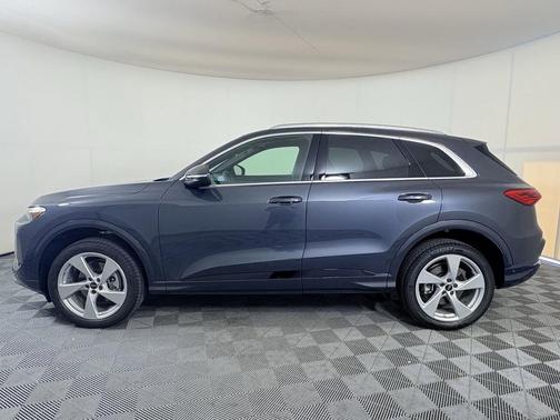 2025 Audi Q5 Premium Plus