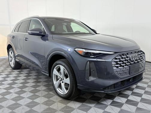 2025 Audi Q5 Premium Plus TFSI quattro S tronic